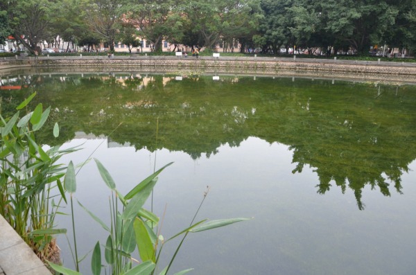 廣西壯族自治區(qū)黨委書記彭清華視察博世科項(xiàng)目3-000db224-8d89-4403-afb3-12ffb9713335.jpg